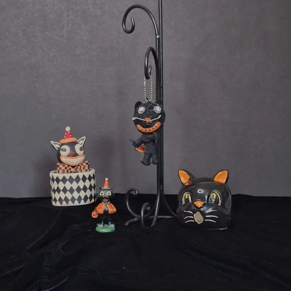 4-Piece Vintage-Inspired Creepy-Cute Black Cat Halloween Retro Decor Collection